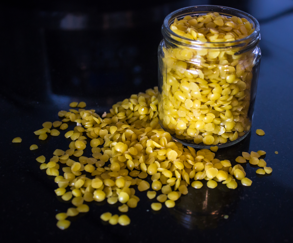 yellow organic beeswax granules